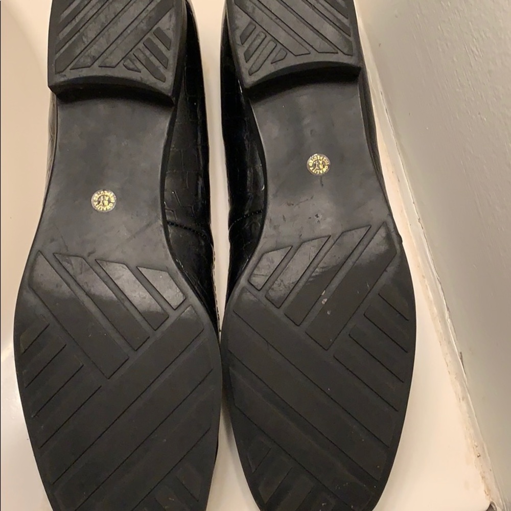 Shoes - Picture 3 of 6